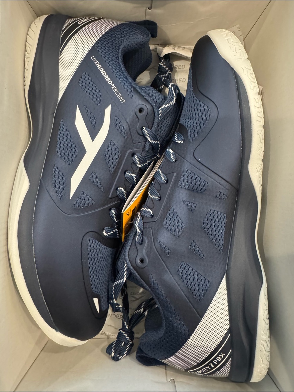 Velocity Men's Navy and White Athletic Trainers